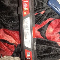 Husky quarter inch drive torque wrench