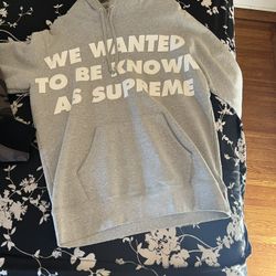 Supreme Hoodie 