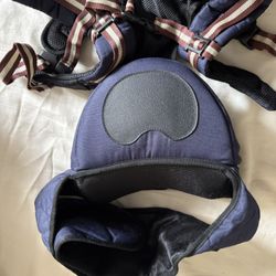Hip Seat and Baby Carrier 