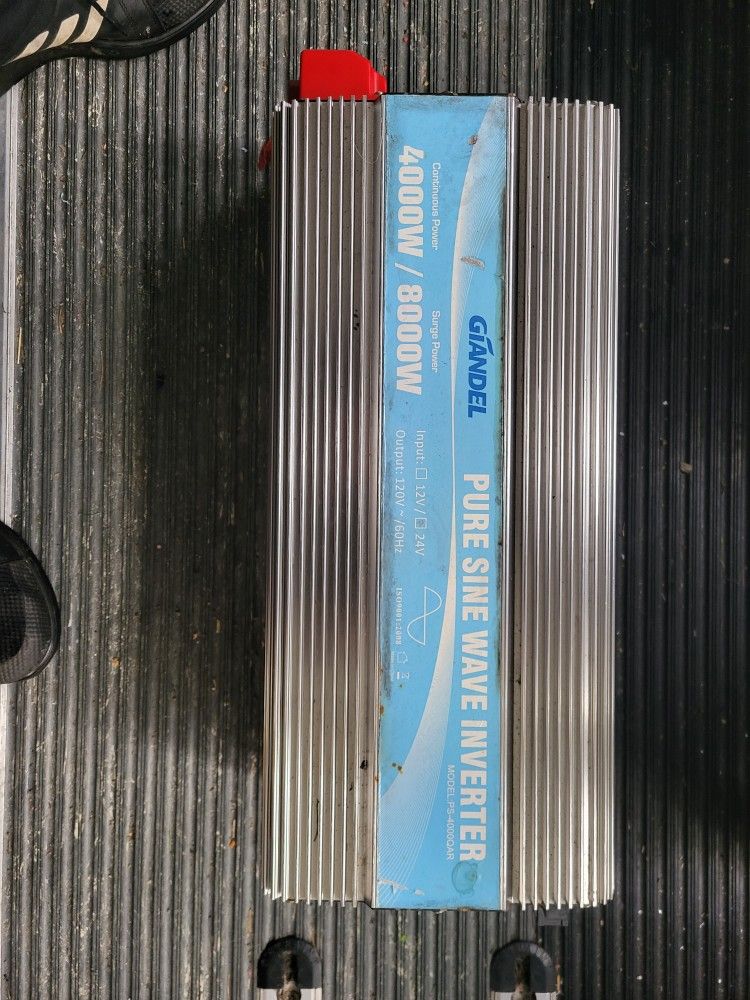 Giandel 4000W Inverter
