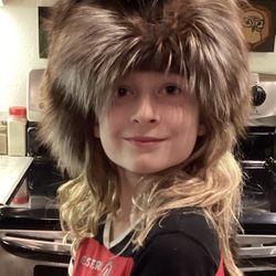 Vintage Silver Fox Fur Hat With Fox Face
