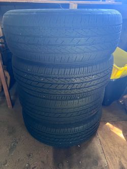 Like New Set of 4 Bridgestone Turanza tires!