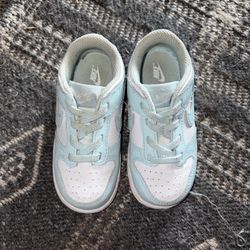 Toddler blue and white Nike Air Force’s