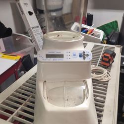 Automatic/Programmable Pet Feeder