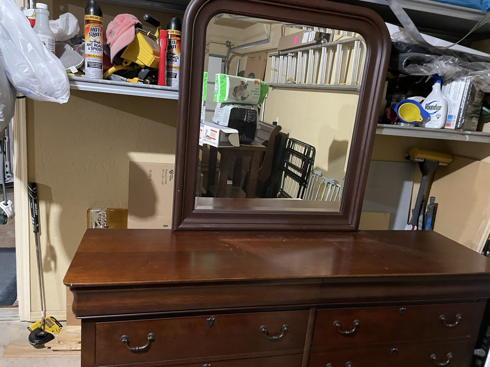 Queen Sleigh Bedroom Set Mahogany Brown 