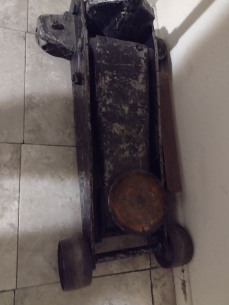 Floor Jack