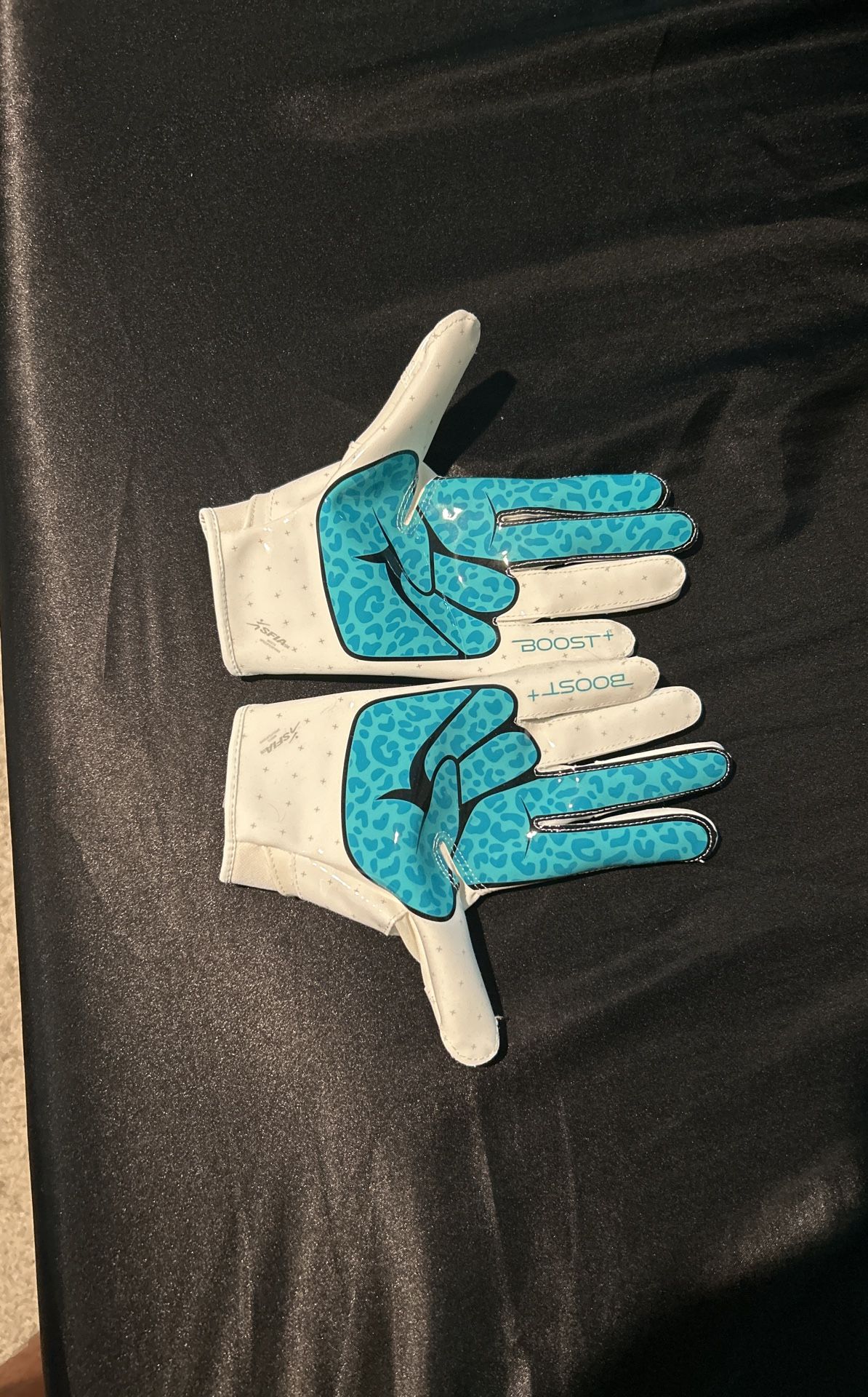 Grip Boost Football Gloves Peace Stealth 6.0 Boost Plus