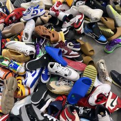 LOOKING to Buy Shoes Used Or New And Designer Clothes