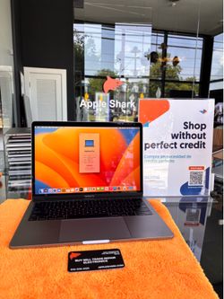 MacBook Pro 13” Core-i5 8GB RAM 256SSD! 90 Day warranty! We offer financing.