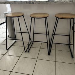 BAR STOOLS 