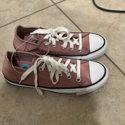 Women’s converse shoes