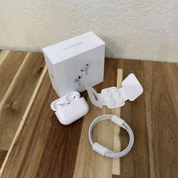 gen 2 AirPod Pros With Charger/box