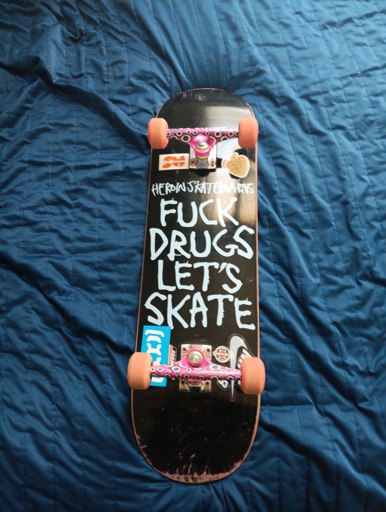 8.5 Complete Skateboard