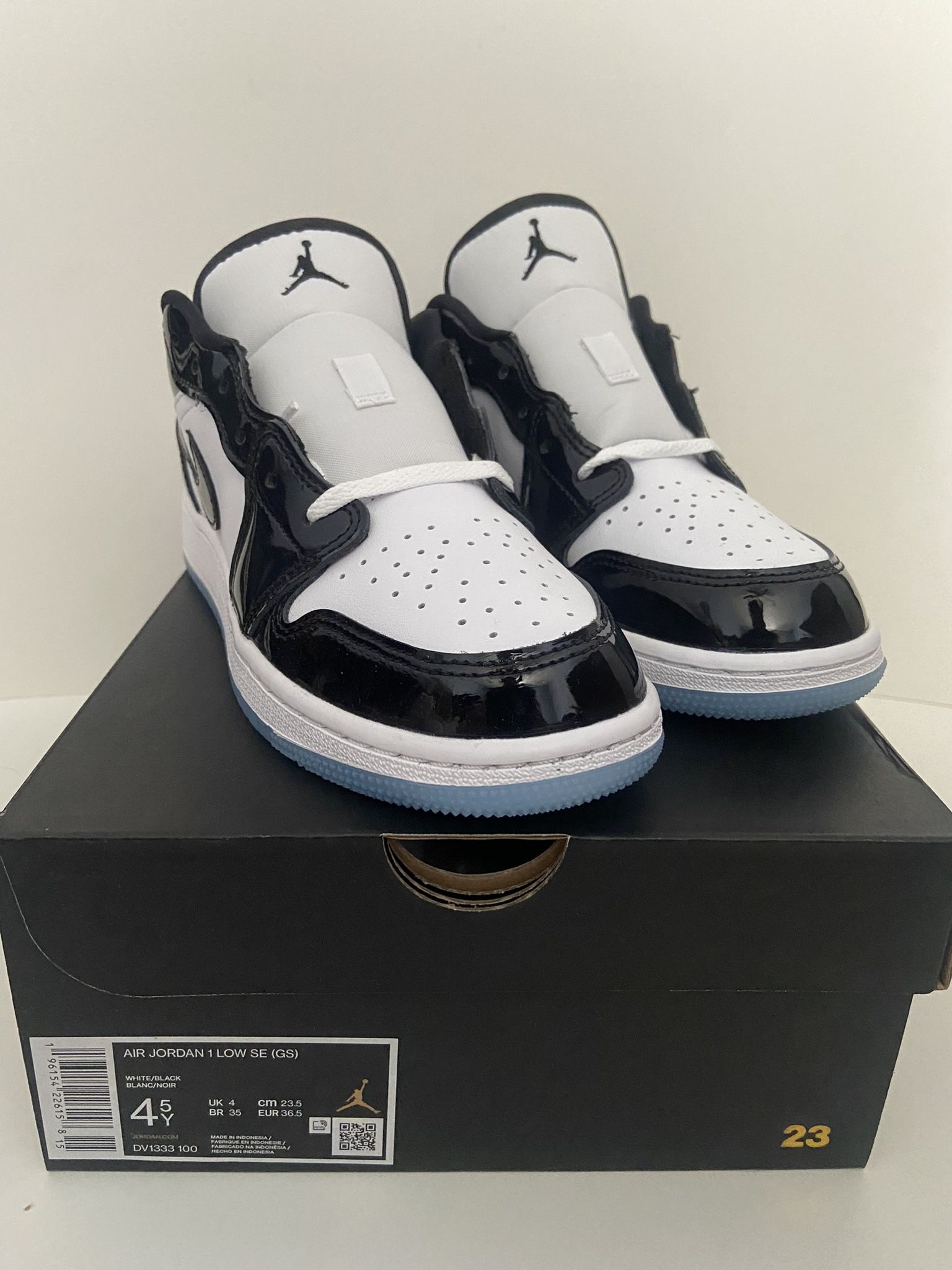 Jordan 1 Low SE Concord (GS) size 4.5Y DV1333-100