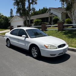 2006 Ford Taurus