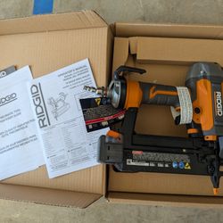 Rigid 18 Ga Brad Nailer 