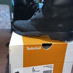 Size 3 Youth Timberlands 