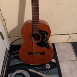Yamaha Guitar 