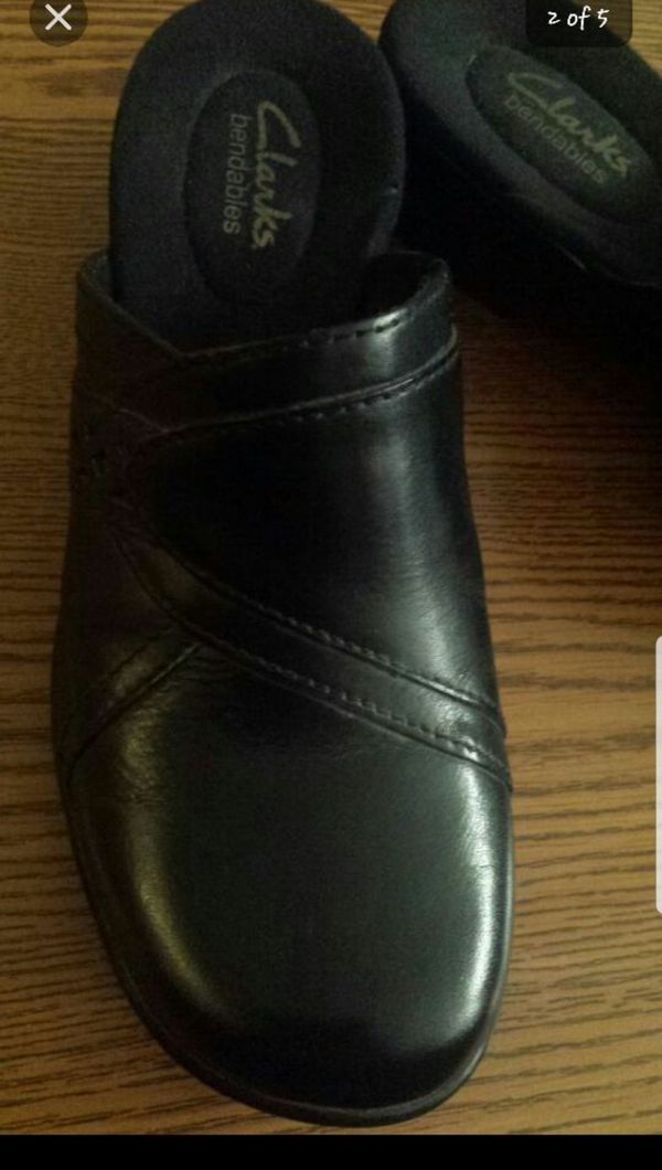 Beautiful and very comfy Clark�s bendables brand black