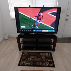 SONY 60 INCH TV 3D WITH STAND AWESOME CONDITION 