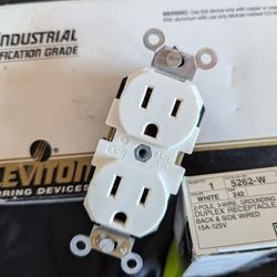 Leviton Industrial Grade 15A Outlet Receptacle 