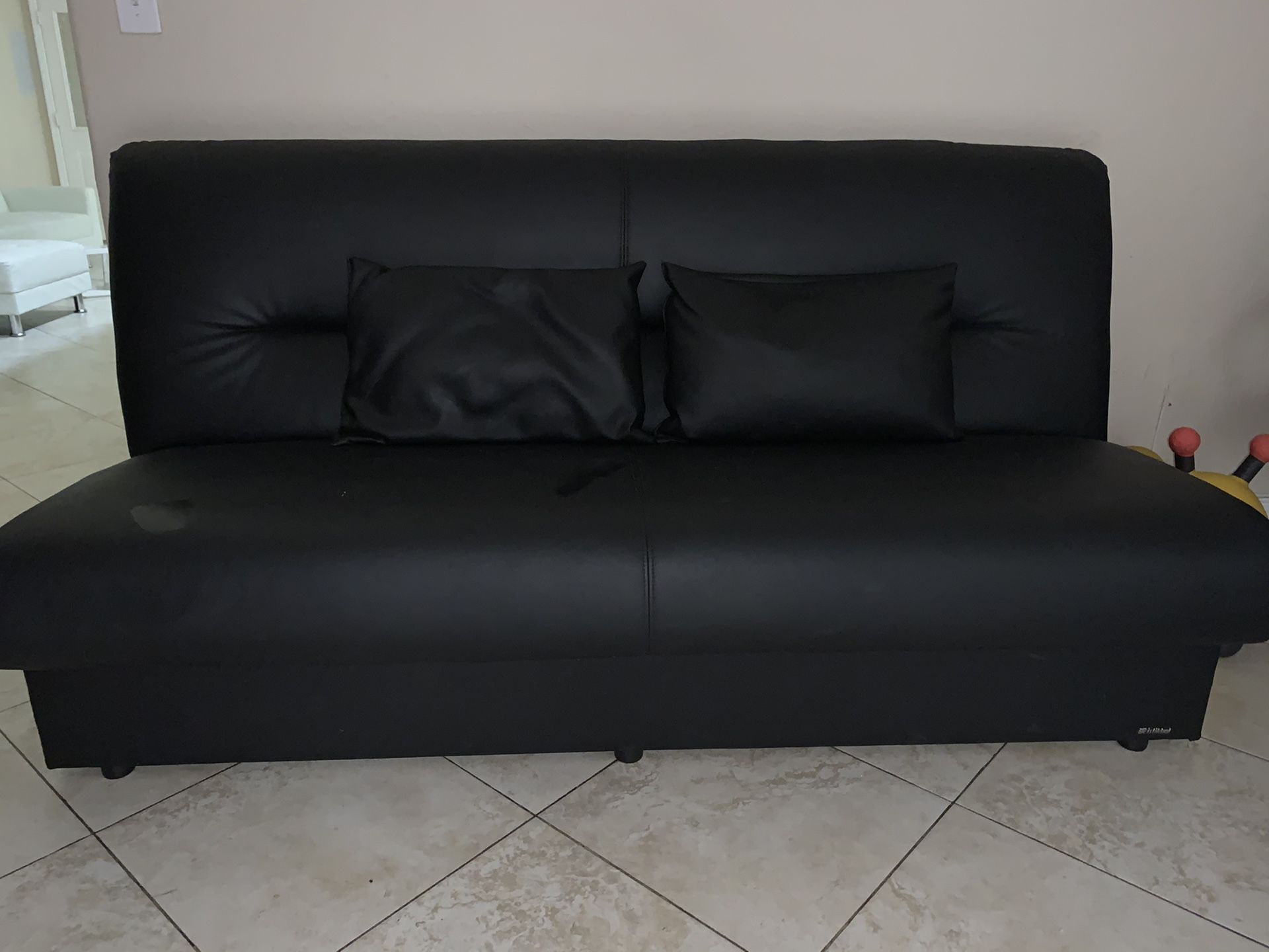 Sofa cama de piel