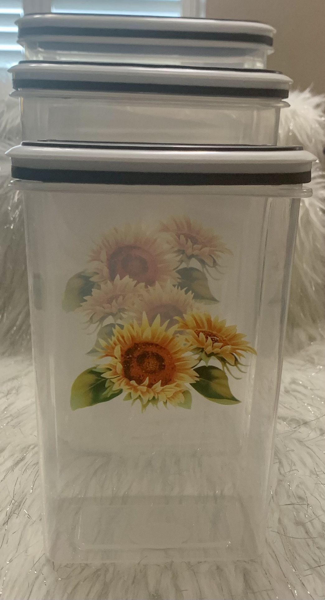 Set of 3 Plastic Storage Containers with Sunflower Design