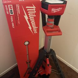 Milwaukee M18 Rocket Light (tool Only) 