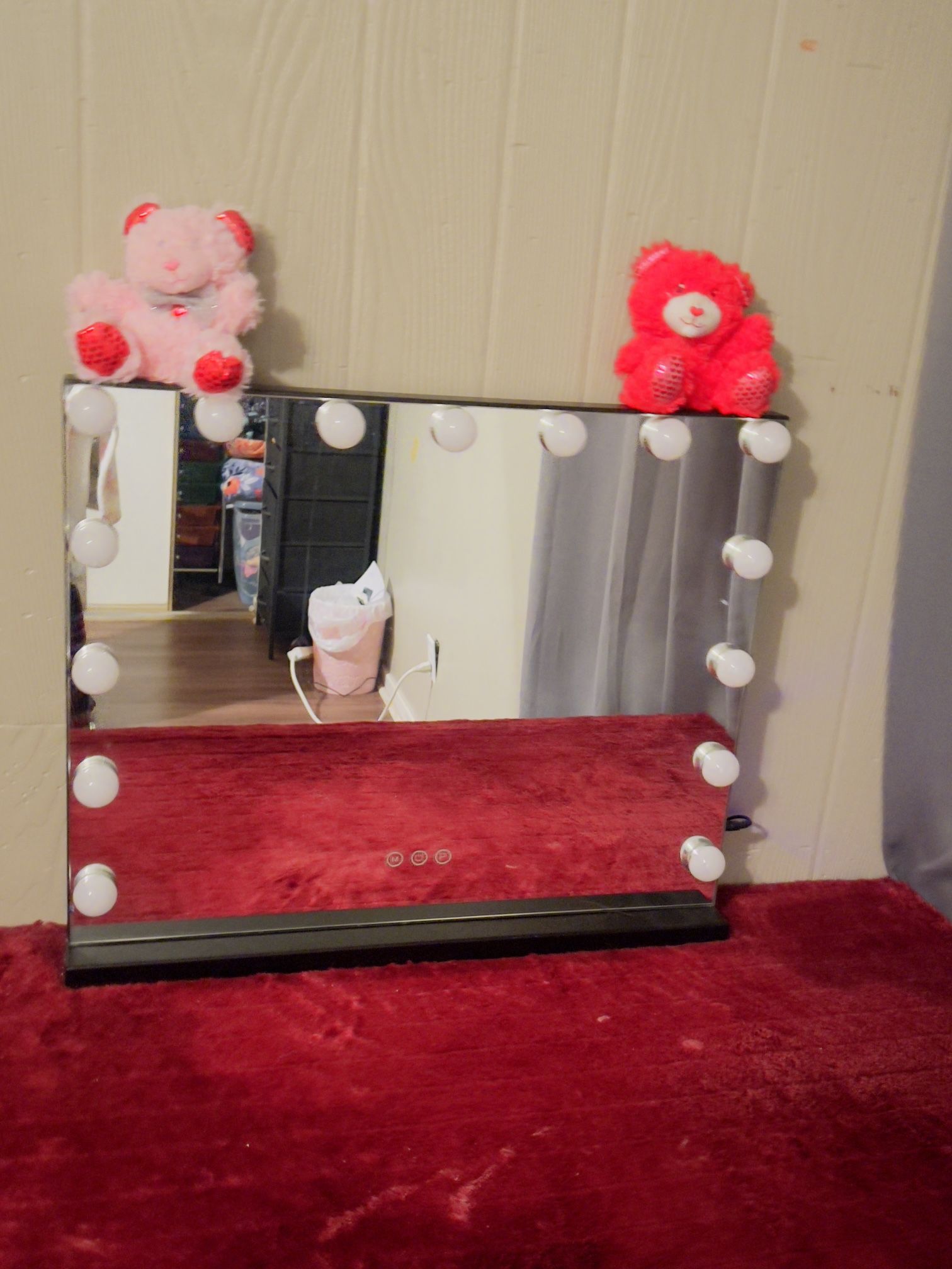 mirror