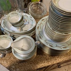 Blue And White Dish Set