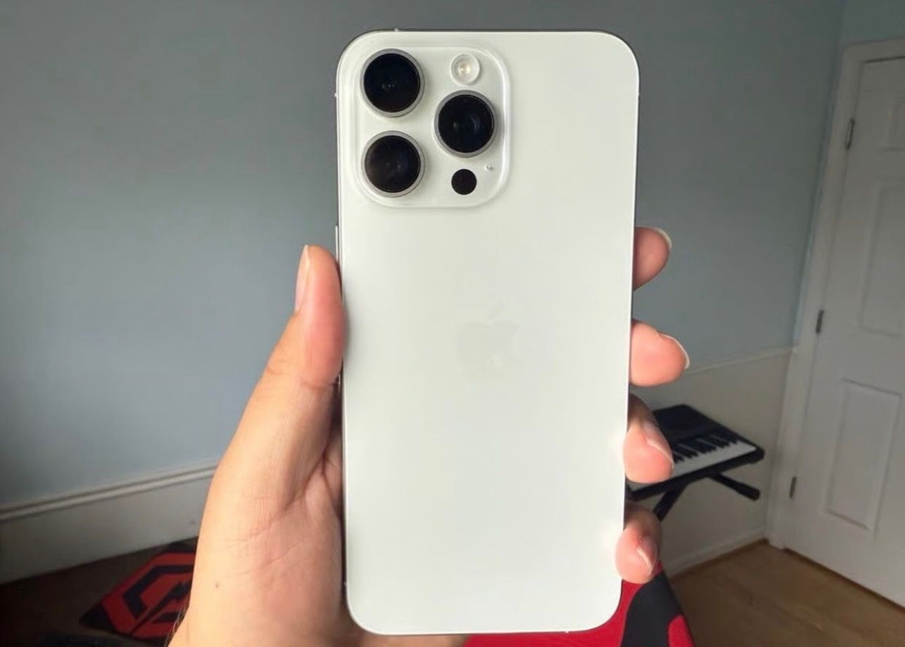 iPhone 15 Pro Max