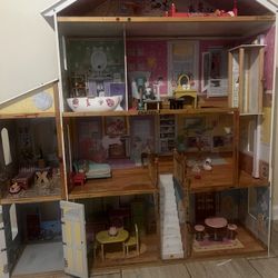 Barbie House