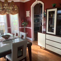 Dinning Room Set For Sale. Made By Raymour And Flanigan