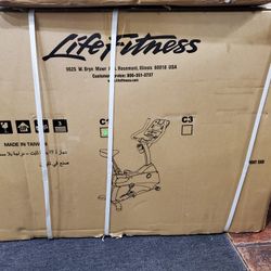 Life Fitness Exercise Bike