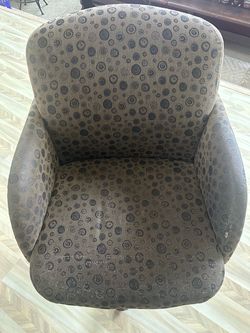 Upholstered Accent Chair with Swirl Pattern