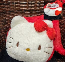 Hello Kitty Purse/ Plushy 