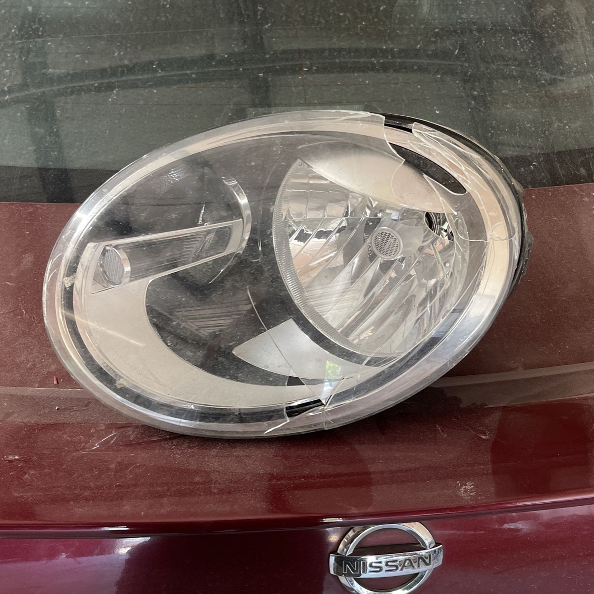 2014 VW beetle driver headlight OEM