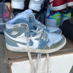 1y Nike Air Jordan’s