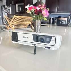 EPSON Projector