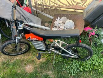 Electric Mongoose CX 24V 450 Dirt Bike / Bicycle New Batteries Needed