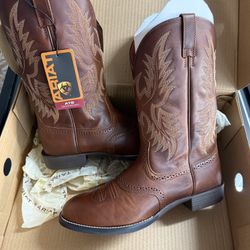 Ariat Cowgirl Boots Size 10
