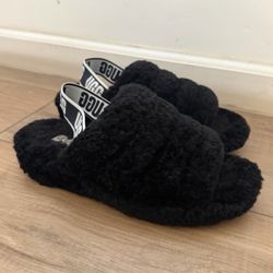 UGG black Fluff Yeah Slides shoes
