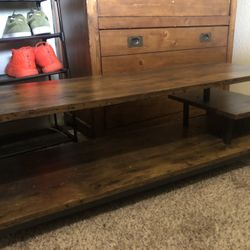 Small Tv Stand Asking $30 Obo 