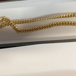 10k Solid Gold Cuban Link 22inches