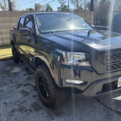 2022 Nissan Frontier