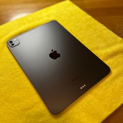 iPad M4