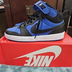 Nike Court Borough Mid 2, size 6.5Y/8W