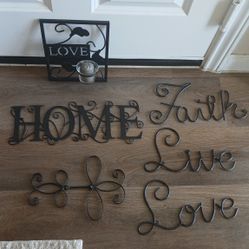 Iron Wall Decor Color Black,all 6 Pieces $15 Close To 45s And Almeda Genoa Rd 77075