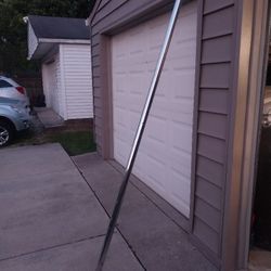 DANCE POLE