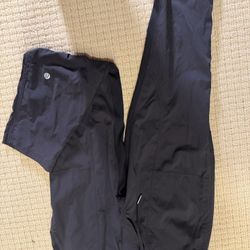 Lululemon Cropped Pant Size 4 Black